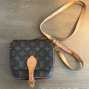 LOUIS VUITTON MONOGRAM CANVAS CARTOUCHIERE